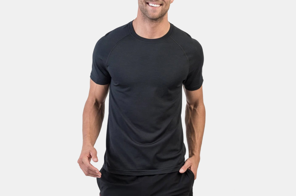 Rhone Reign Tech Short Sleeve Shirt